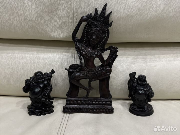 Статуэтка будды