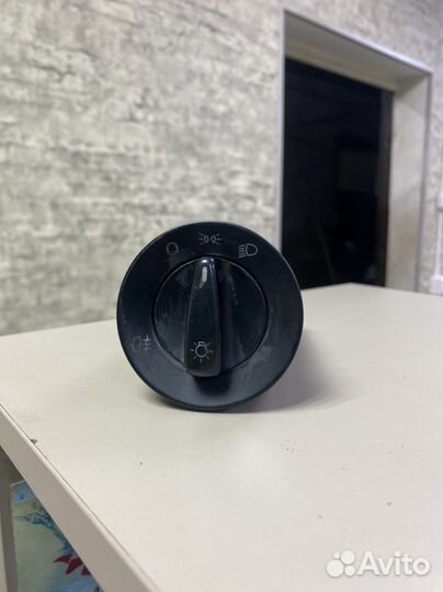 Выключатель фар Фольксваген Пассат Б5