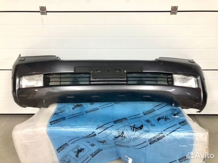 Бампер передний Toyota Lc 200 2008-2012