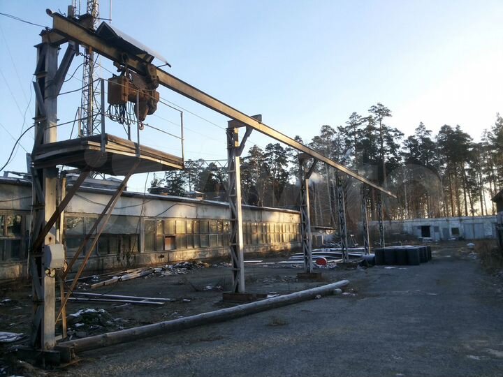 Гараж, > 30 м²