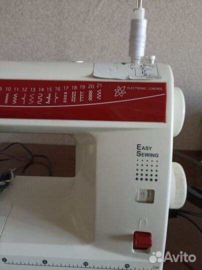 Швейная машинка Toyota Easy Sewing