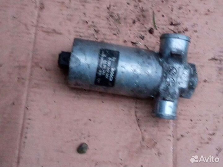 BMW X5 E39 X3 клапан холостого хода