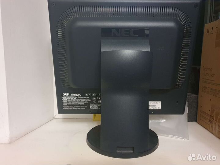 Мониторы NEC multisync