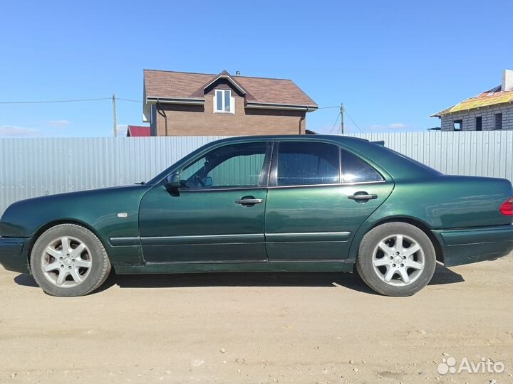 Mercedes-Benz E-класс 2.3 МТ, 1997, 349 675 км