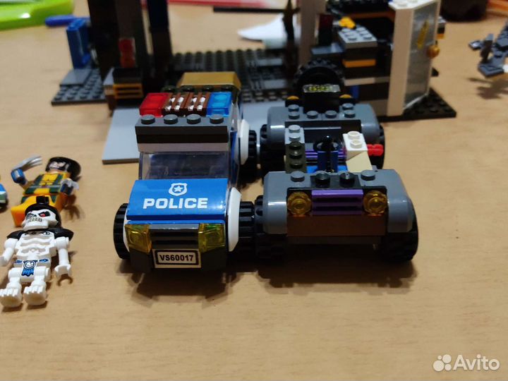 Lego City полицейский участок