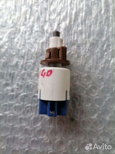 Датчик педали тормоза Лексус Ес 350 хv40 Тойота