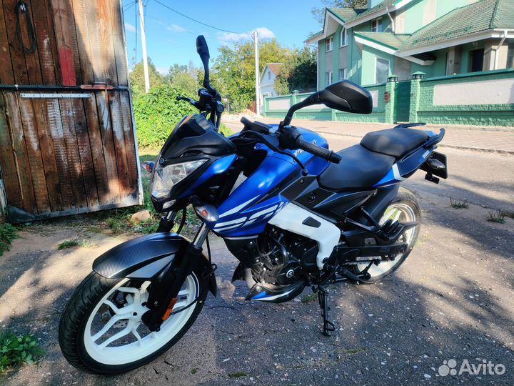 Bajaj Pulsar NS 200