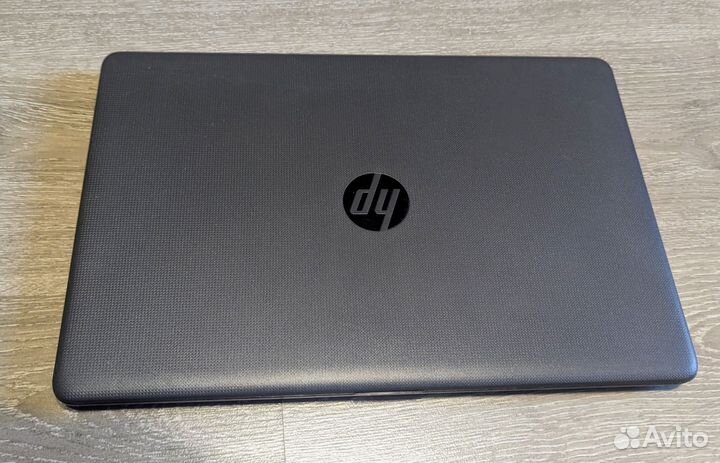 Ноутбук HP 250 G6 3168NGW