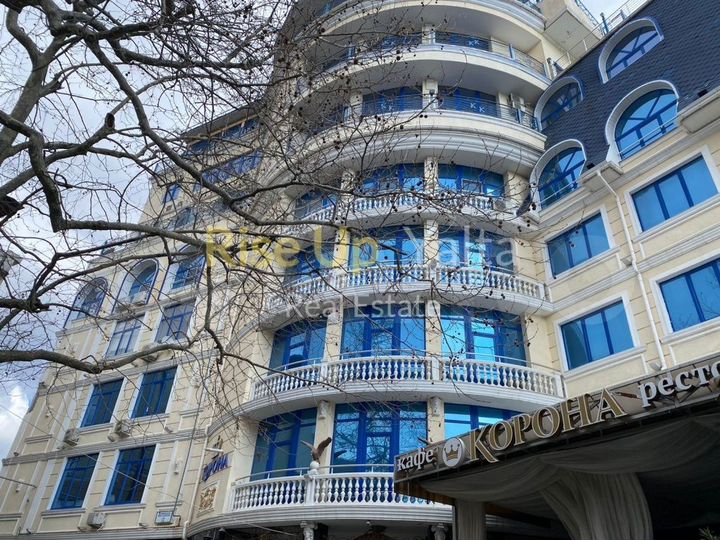 2-к. квартира, 70 м², 3/9 эт.