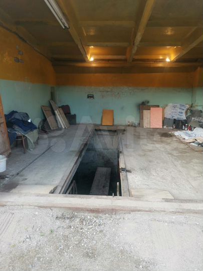 Гараж, > 30 м²