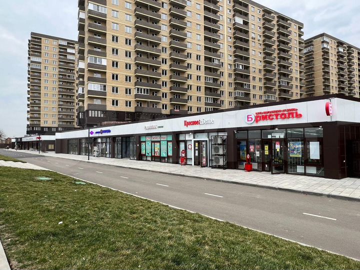 Торговое здание с сетевым арендатором, 623 м²