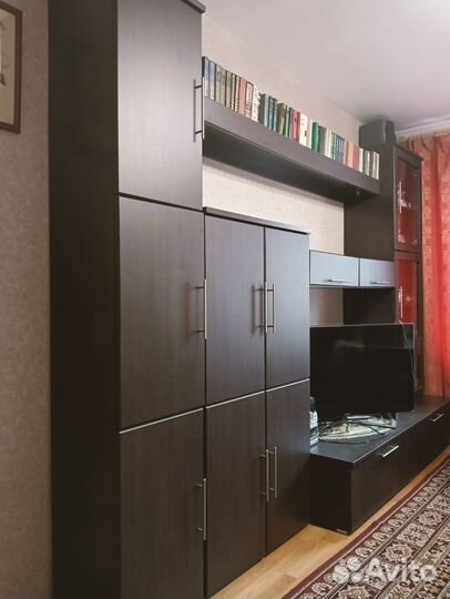 Стенка в гостиную секционная