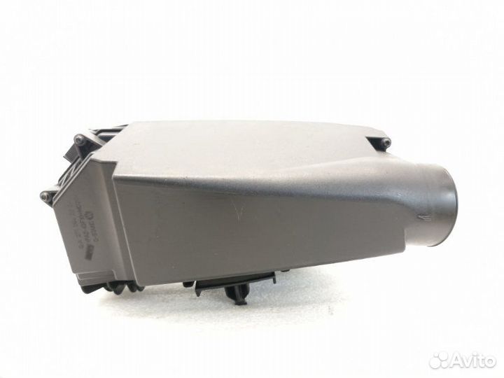 Корпус воздушного фильтра Mercedes-Benz C-Class