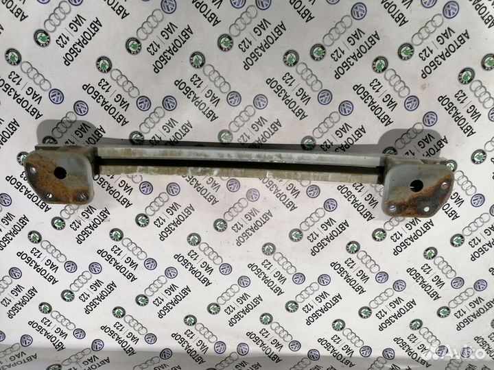 Усилитель заднего бампера Faw Oley