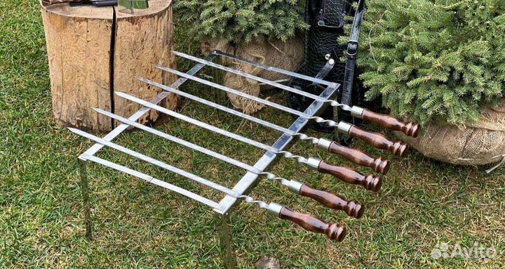 Набор шампуров в кожаном чехле 