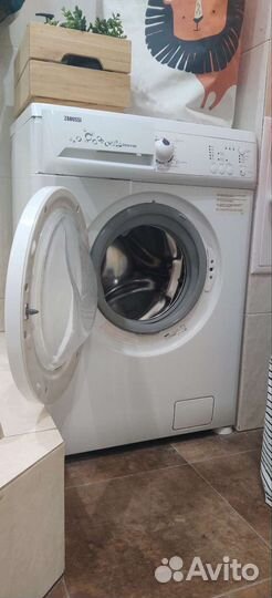 Стиральная машина zanussi
