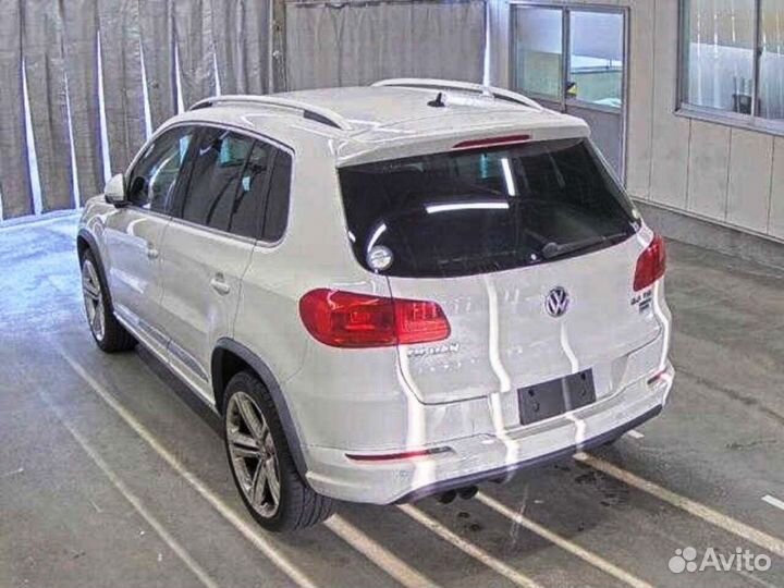 В разборе VW Tiguan (NF) 2.0 рест R-Line 2012г