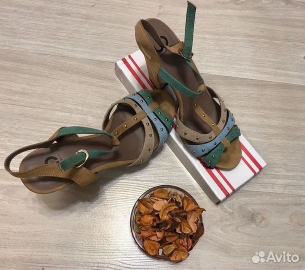 Босоножки