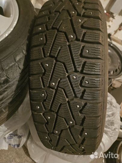 Pirelli Ice Zero 185/65 R15