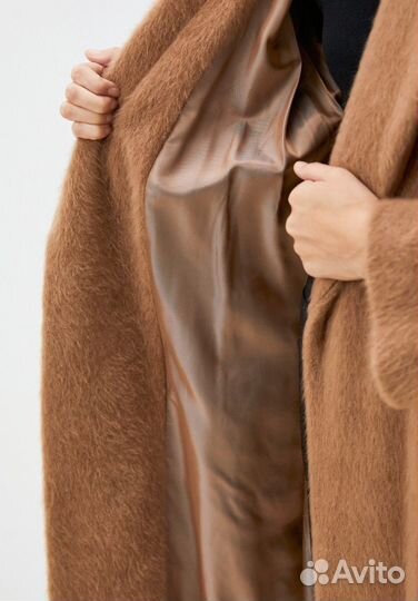 Пальто из искусственного меха
