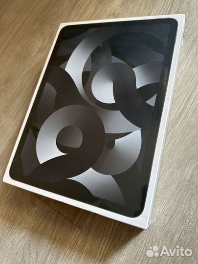 Apple iPad Air 10.9 (2022) 64GB Wi-Fi Новый