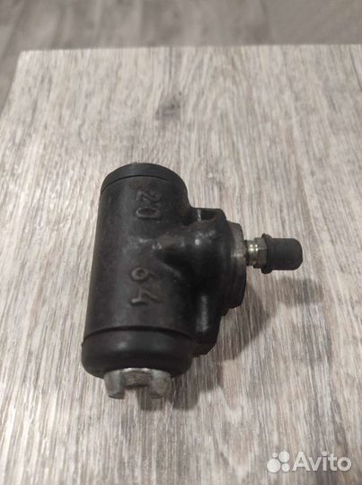 Тормозной цилиндр ваз