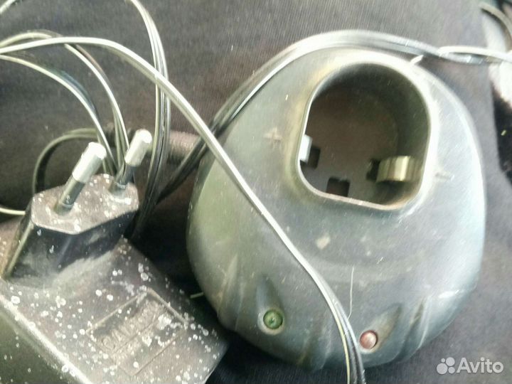 Зарядное устройство