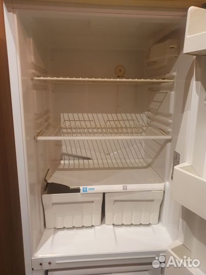 Холодильник б/у