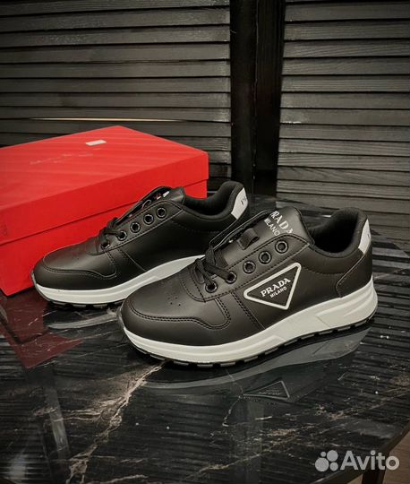 Кроссовки мужские