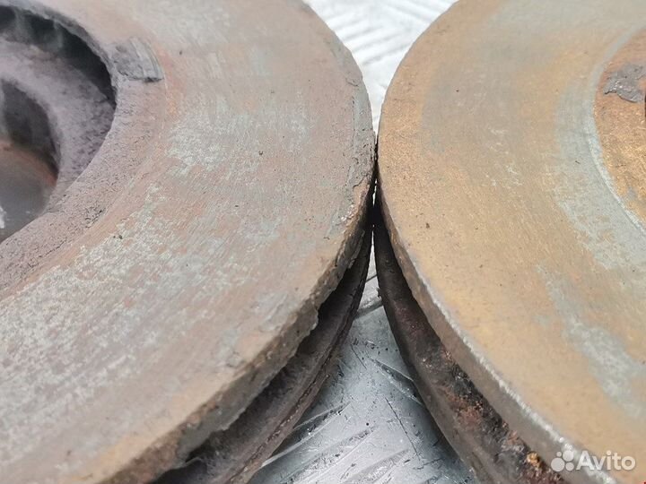 Диск тормозной передний для Opel Corsa C 93188917