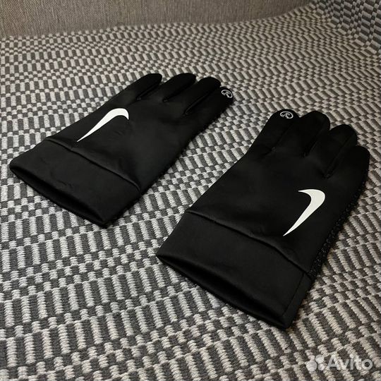 Перчатки Nike новые