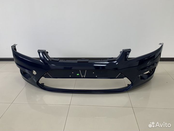 Передний бампер на Ford Focus 2