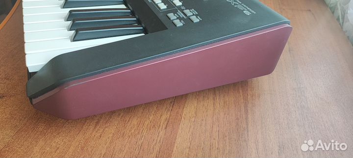 Рабочая станция-синтезатор Yamaha moxf6