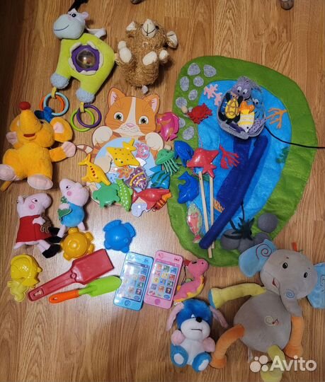 Игрушки для малышей пакетом