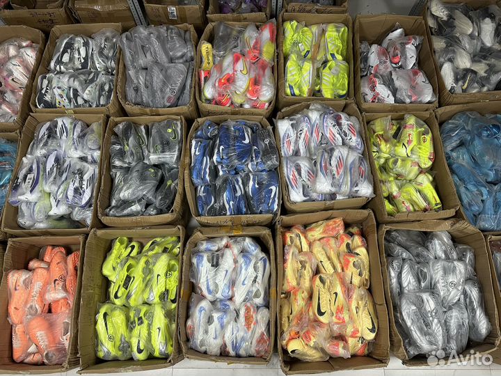 Оптом футзалки, сороконожки и бутсы (35-45)