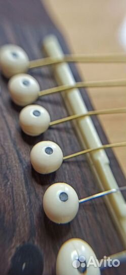 Гитара электроакустическая