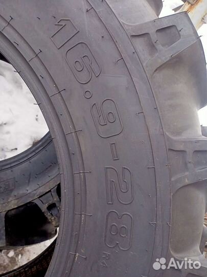 Ascenso BHB 310 16.9 R28