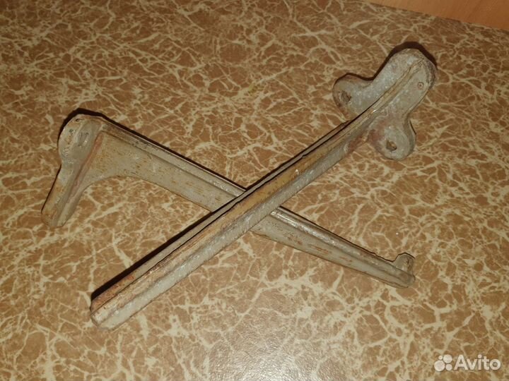 Кронштейны