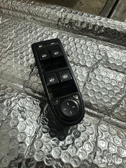 Блок стеклоподъемников Гранта