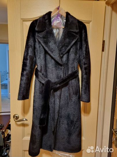 Пальто женское 42 44 зимнее длинное