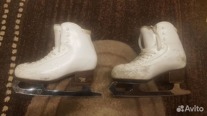 Фигурные коньки risport RF3