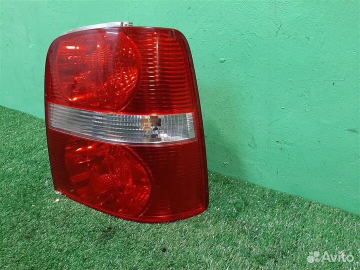 Фонарь задний наружный правый volkswagen Touran
