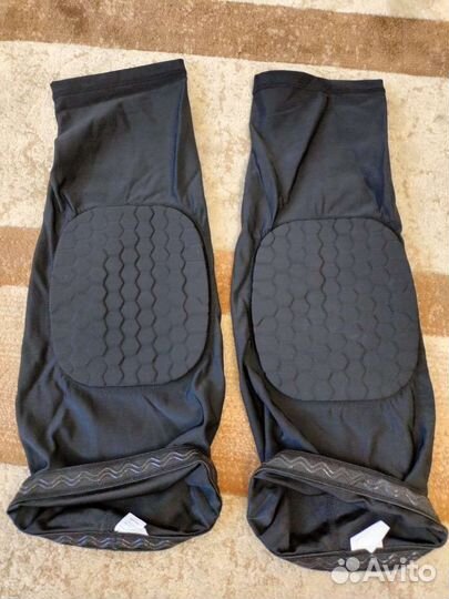 Наколенники