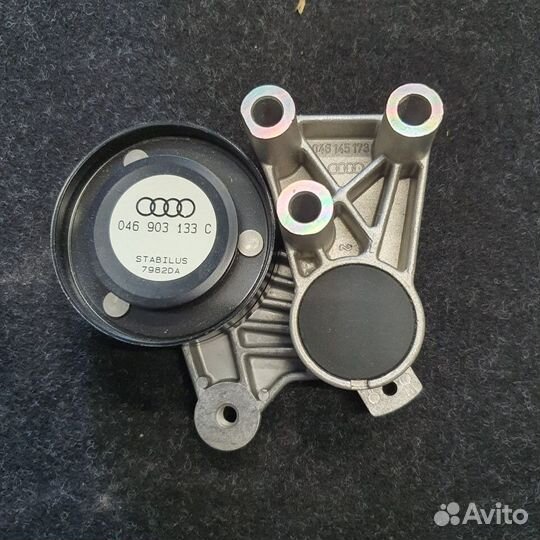 Натяжитель Audi A6 2.5 TDI 94) 97