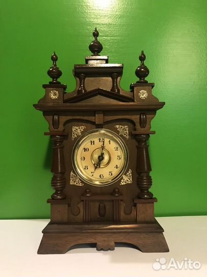 Часы настольные (музыкальный будильник)