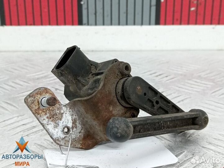 Датчик дорожного просвета BMW 5 E60/E61 рест. 2009