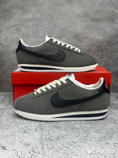 Кроссовки Nike cortez