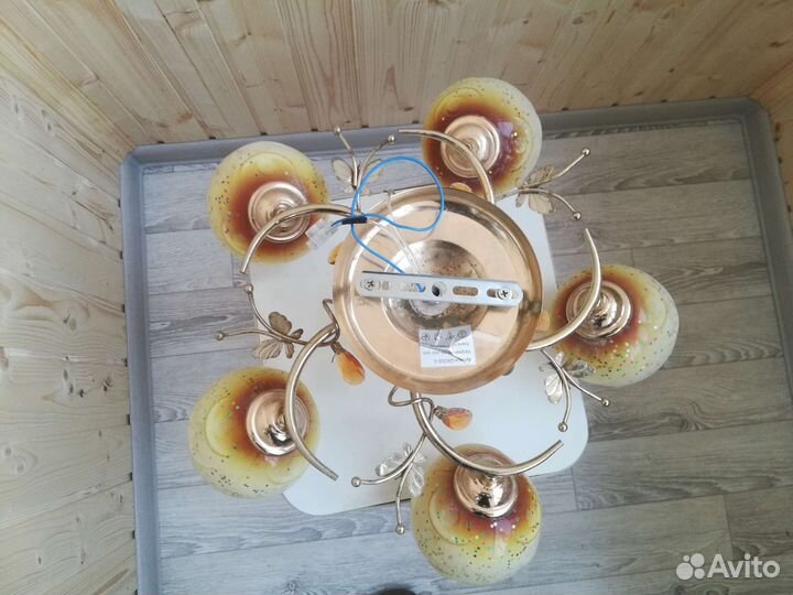 Люстра подвесная потолочная