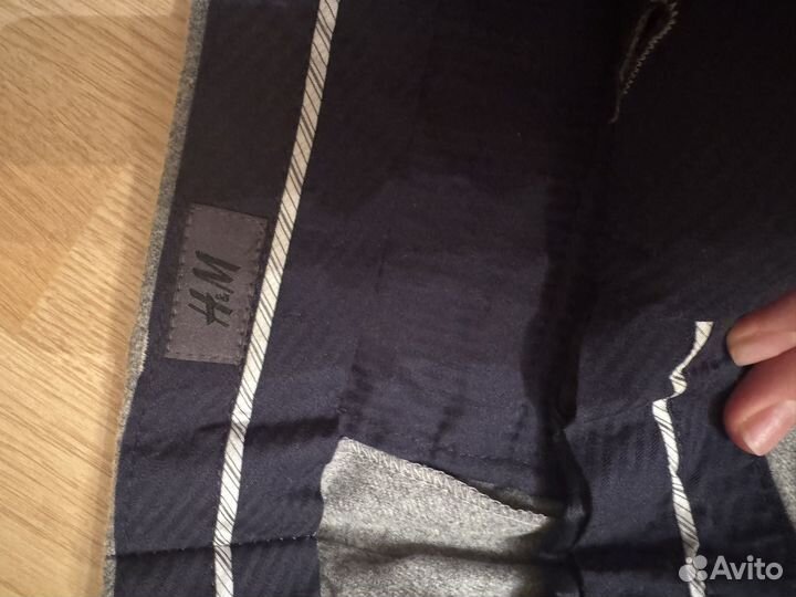 Брюки классические 80% шерсть 48 размер