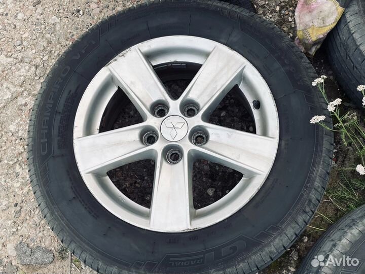 Колеса mitsubishi 215/65 r16